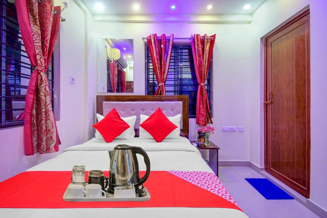 Oyo 92945 The Rs Villa Kolkata Bagian luar foto